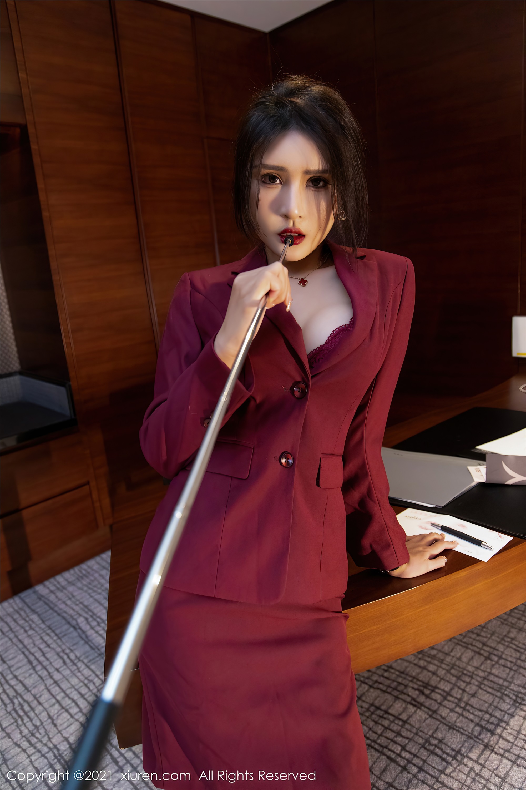 Xiuren秀人网 2021.10.09 NO.4038 Emily尹菲